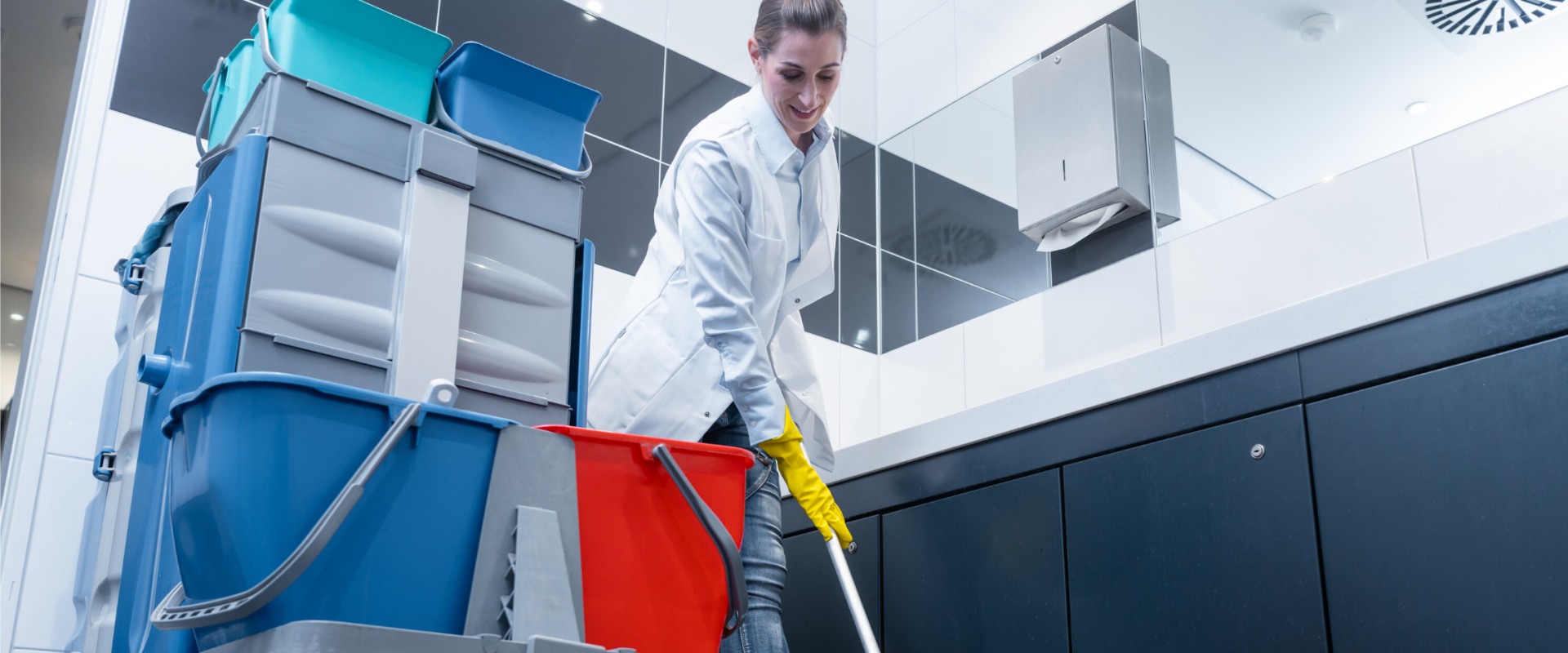 What Chemicals Does a Commercial Cleaning Service Use?