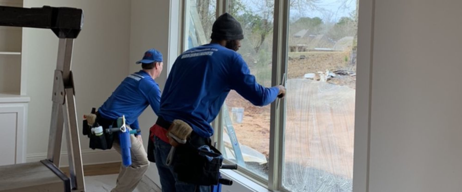 Enhance Business Appeal with Glass & Cleaning Services in Pascagoula